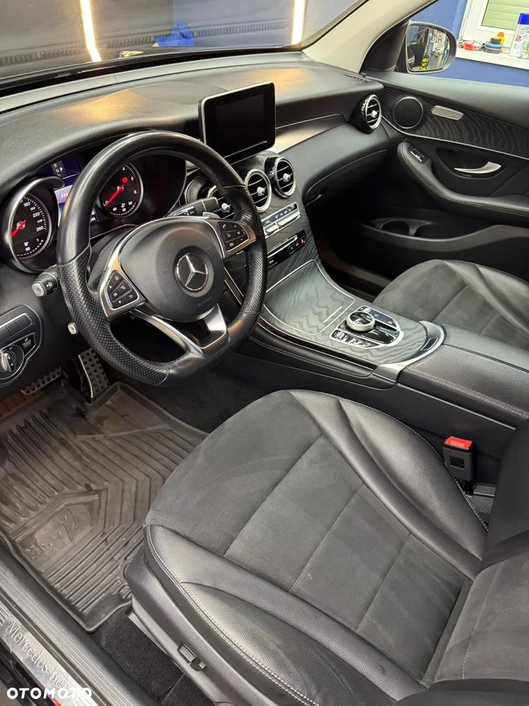 Mercedes-Benz GLC 220 d 4-Matic - 11