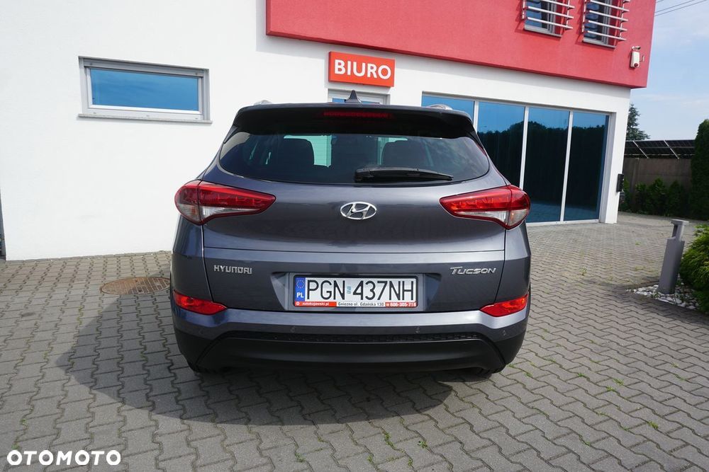 Hyundai Tucson 1.7 CRDI BlueDrive Comfort 2WD - 23