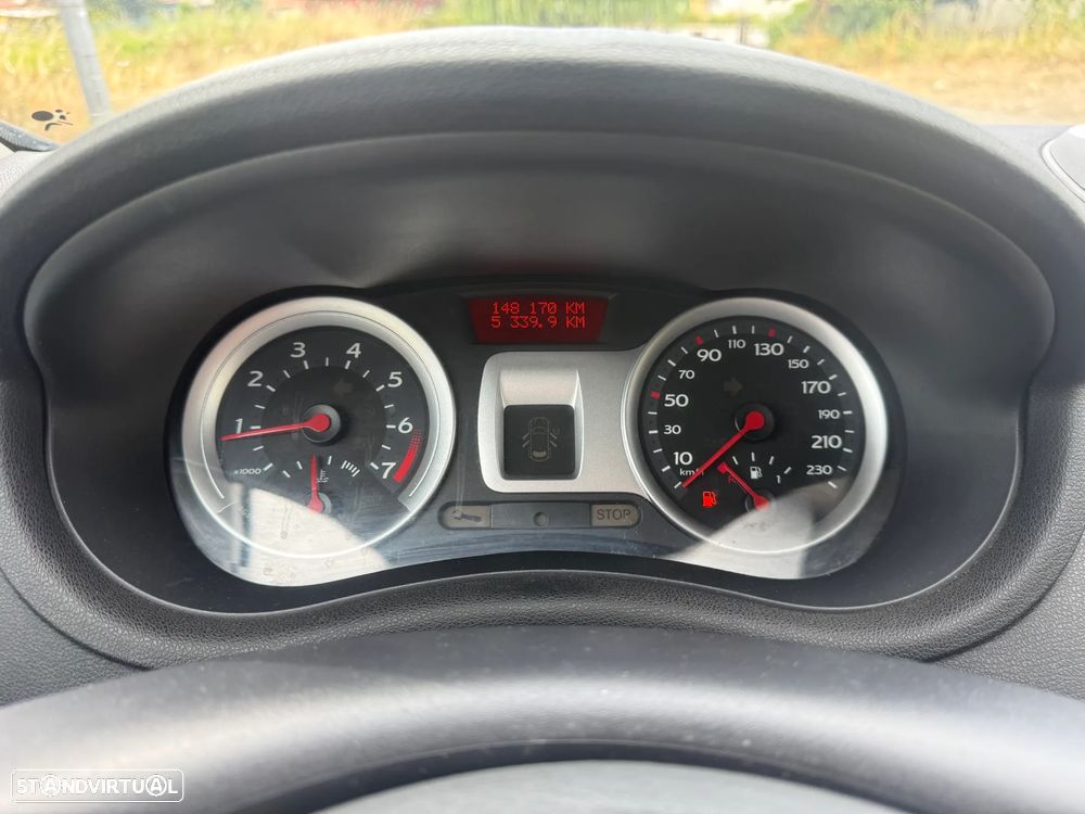 Renault Clio 1.2 16V Confort Dynamique - 18