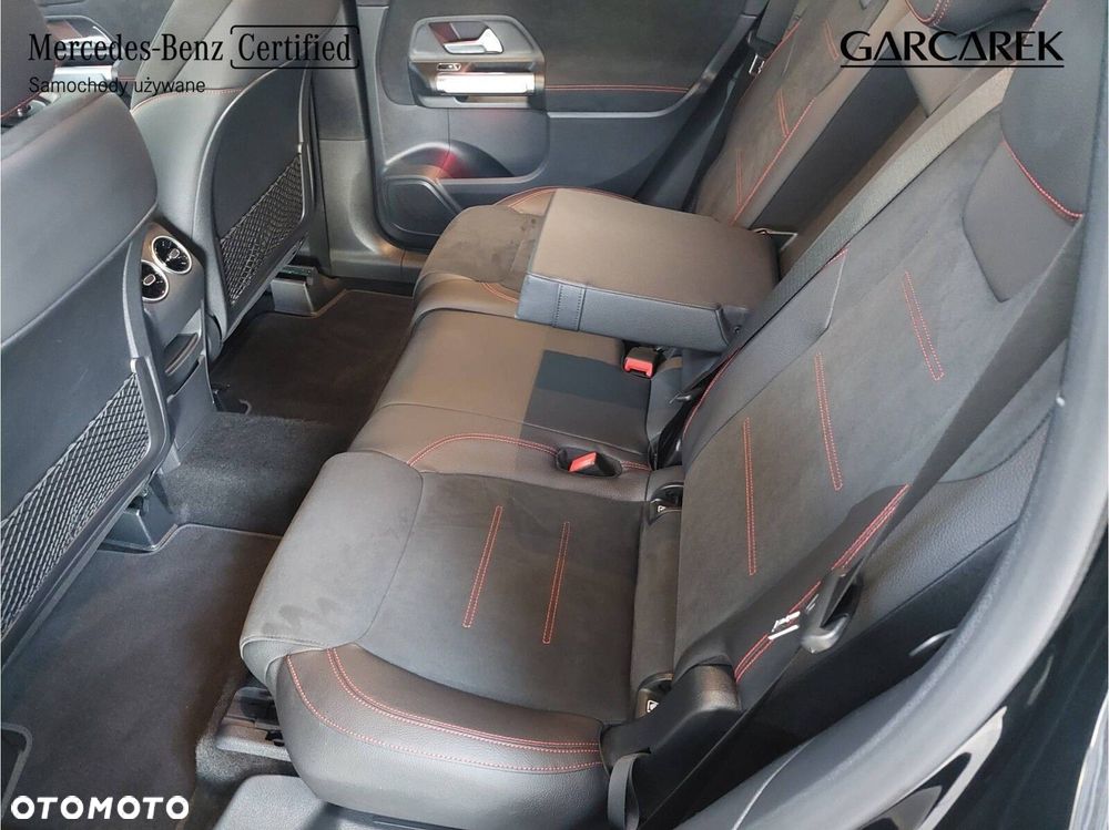 Mercedes-Benz GLB 200 4-Matic AMG Line 8G-DCT - 20