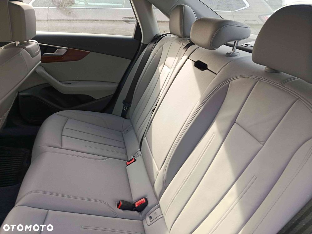 Audi A4 Limousine 40 TFSI quattro S tronic - 25