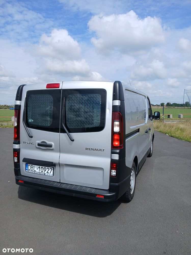 Renault Trafic - 2