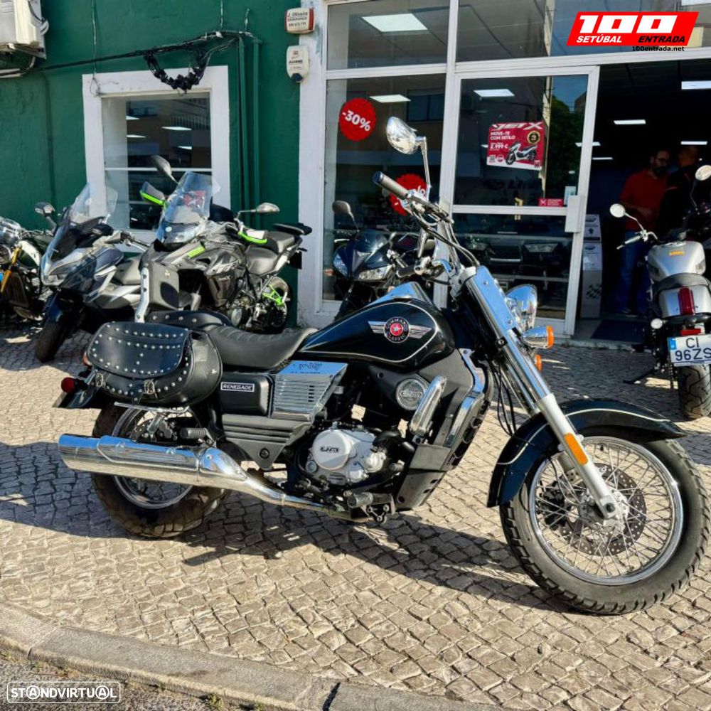 UM Renegade Comando 125 - 4