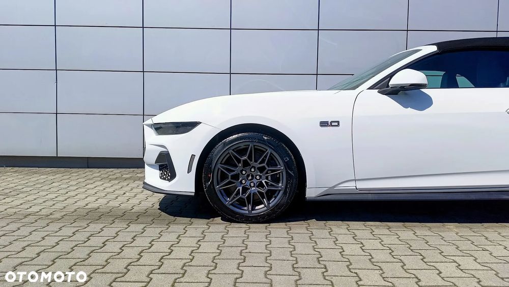 Ford Mustang - 27