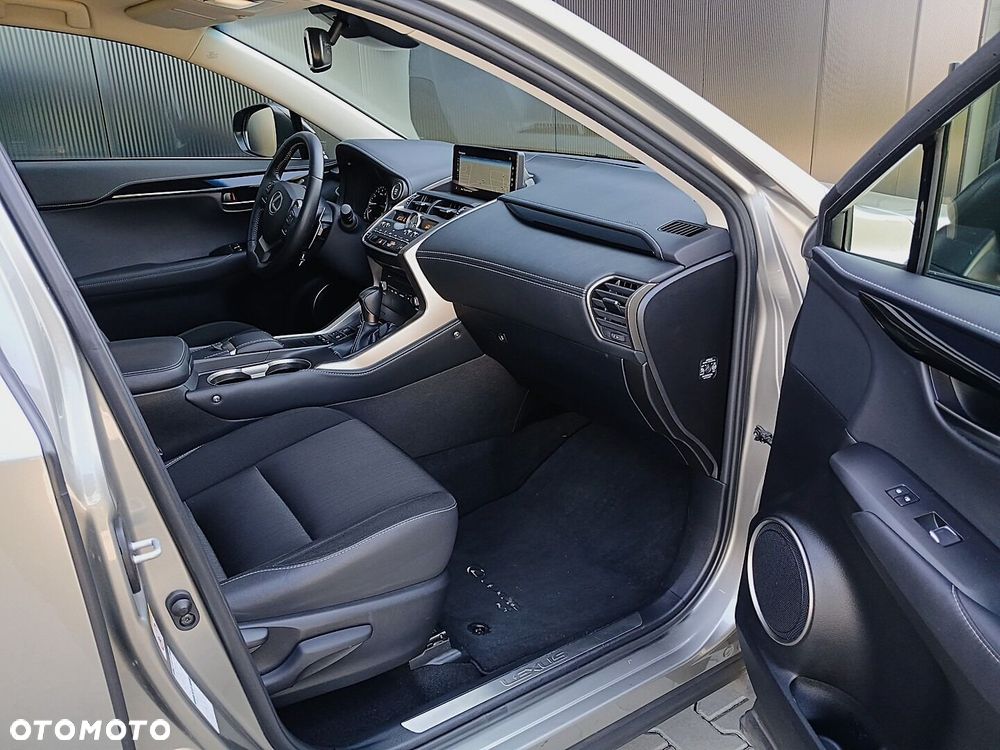 Lexus NX 300 Optimum AWD - 27