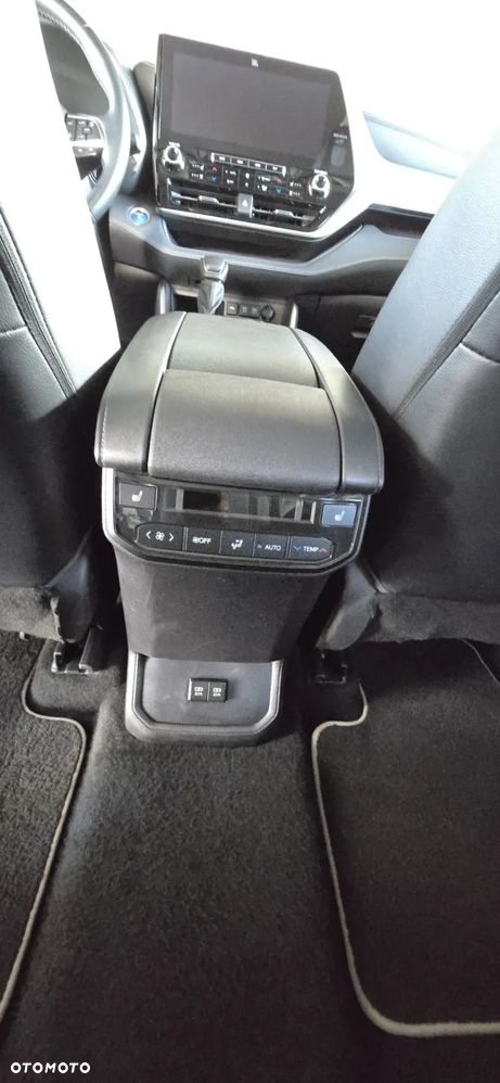 Toyota Highlander 2.5 Hybrid Executive Style - 24