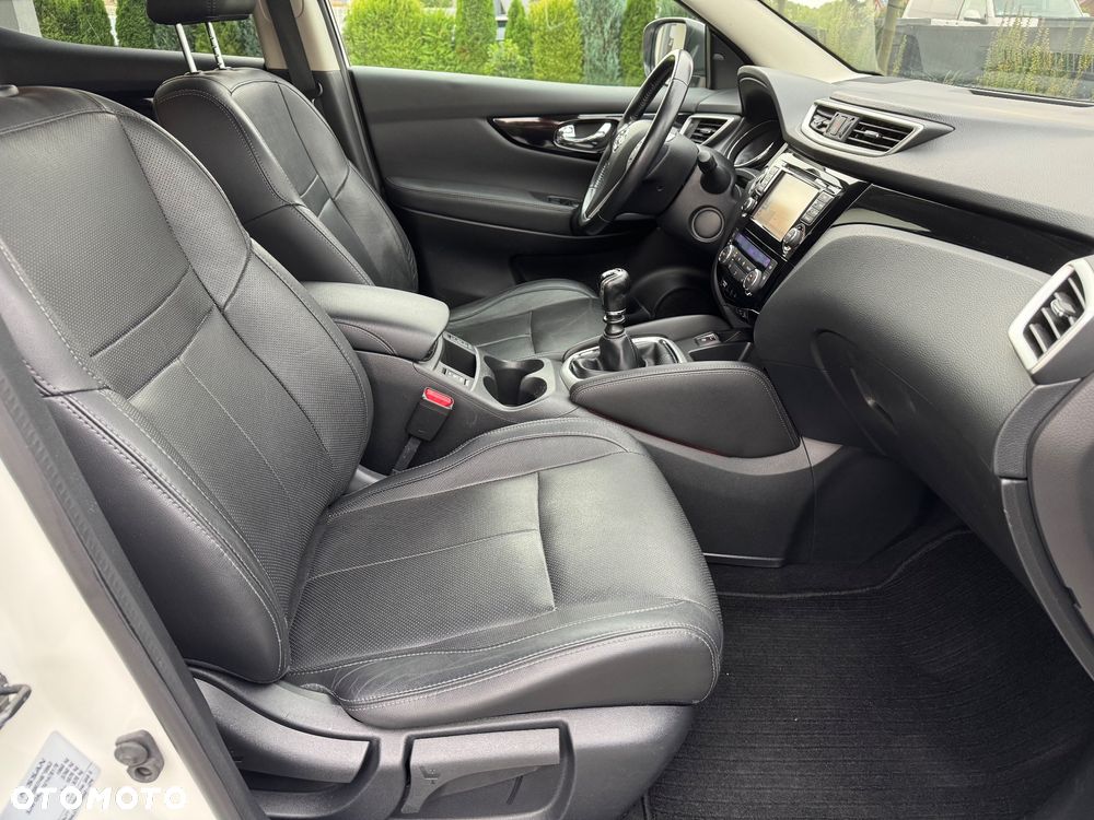 Nissan Qashqai 1.6 dCi TEKNA+ - 22