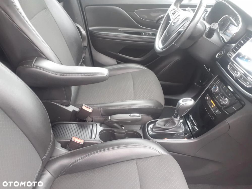 Buick Encore - 11
