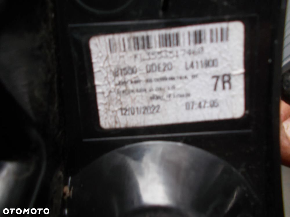 TOYOTA YARIS CROSS 81550-0DE20 LAMPA PRAWA TYŁ TYLNA - 4