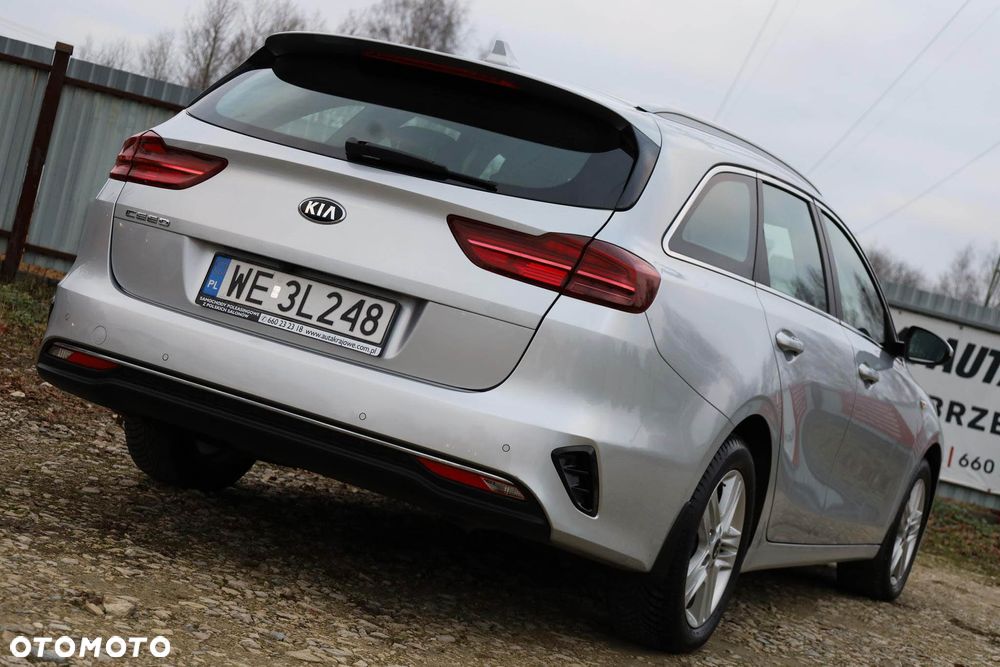 Kia Ceed 1.5 T-GDI M DCT - 4