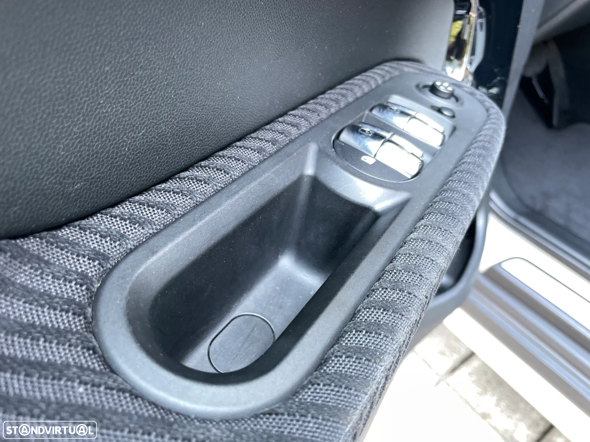 MINI Countryman One D Auto - 18