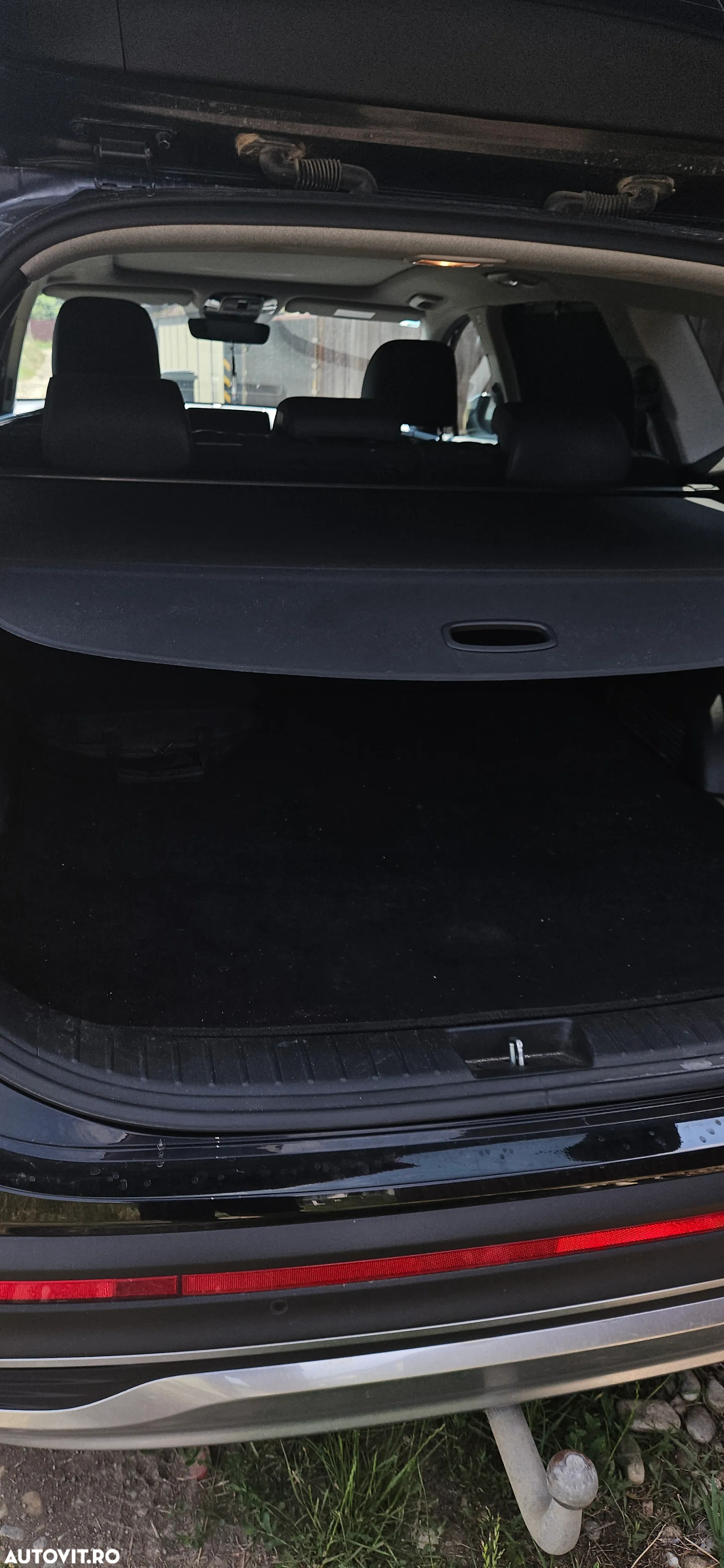 Hyundai Santa Fe Plug-in Hybrid 1.6 l 265 CP 4WD 6AT Luxury - 12