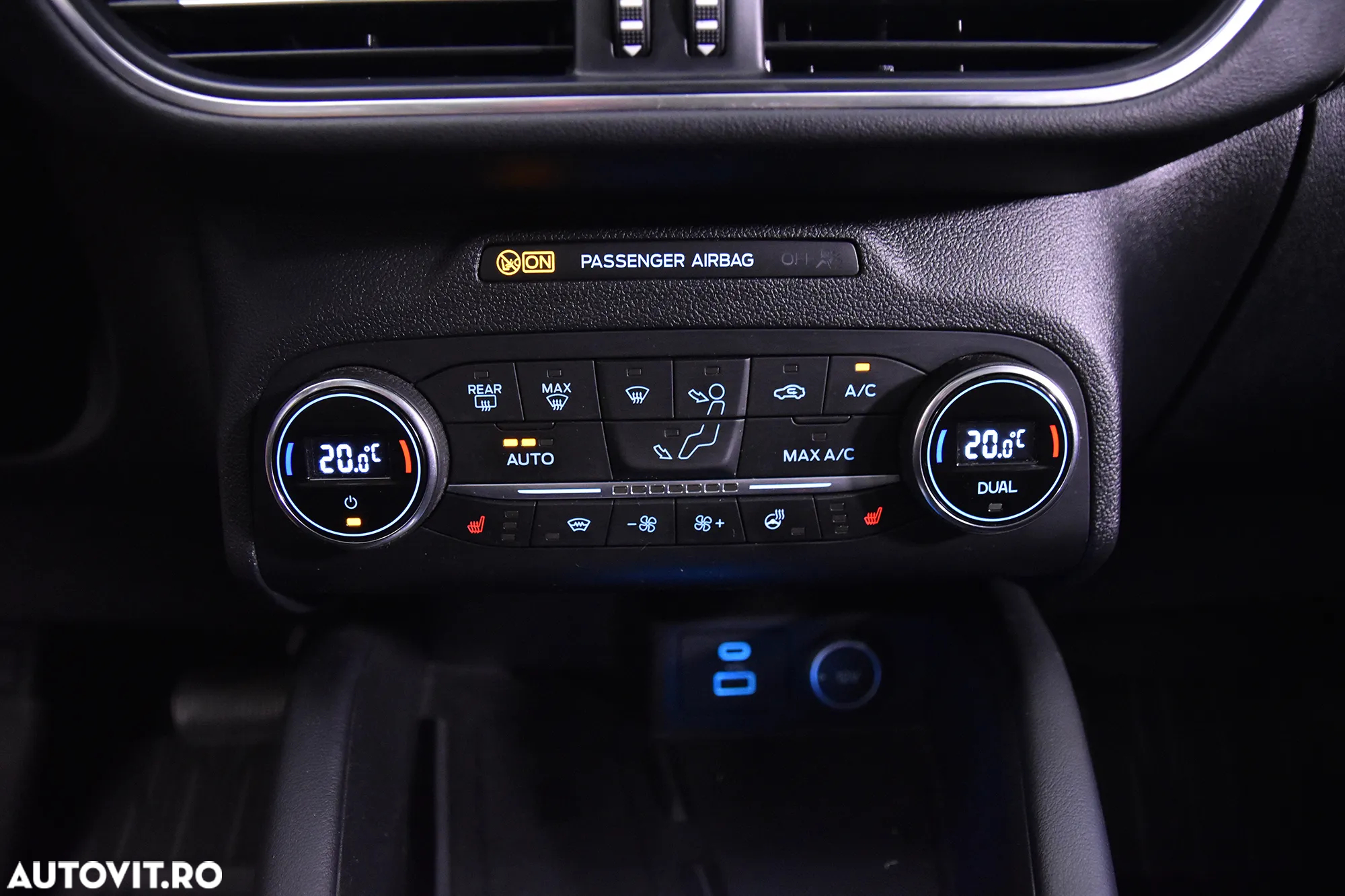 Ford Kuga 2.5 Duratec FHEV FWD Titanium - 18