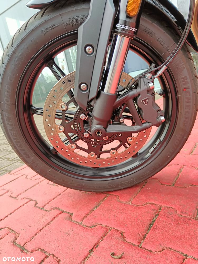 Triumph Speed Twin - 19
