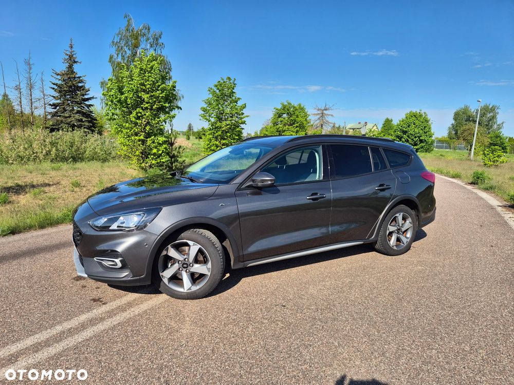 Ford Focus SW 1.0 EcoBoost Hybrid ACTIVE - 2