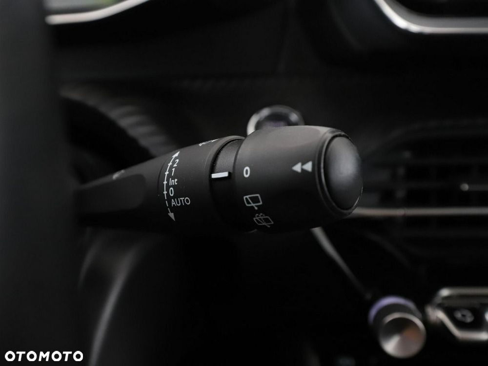 Peugeot 2008 PureTech 100 Allure - 33