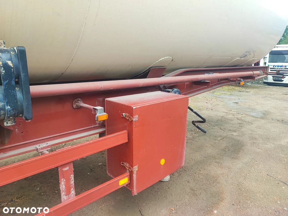 Benalu 62 000 L - 13