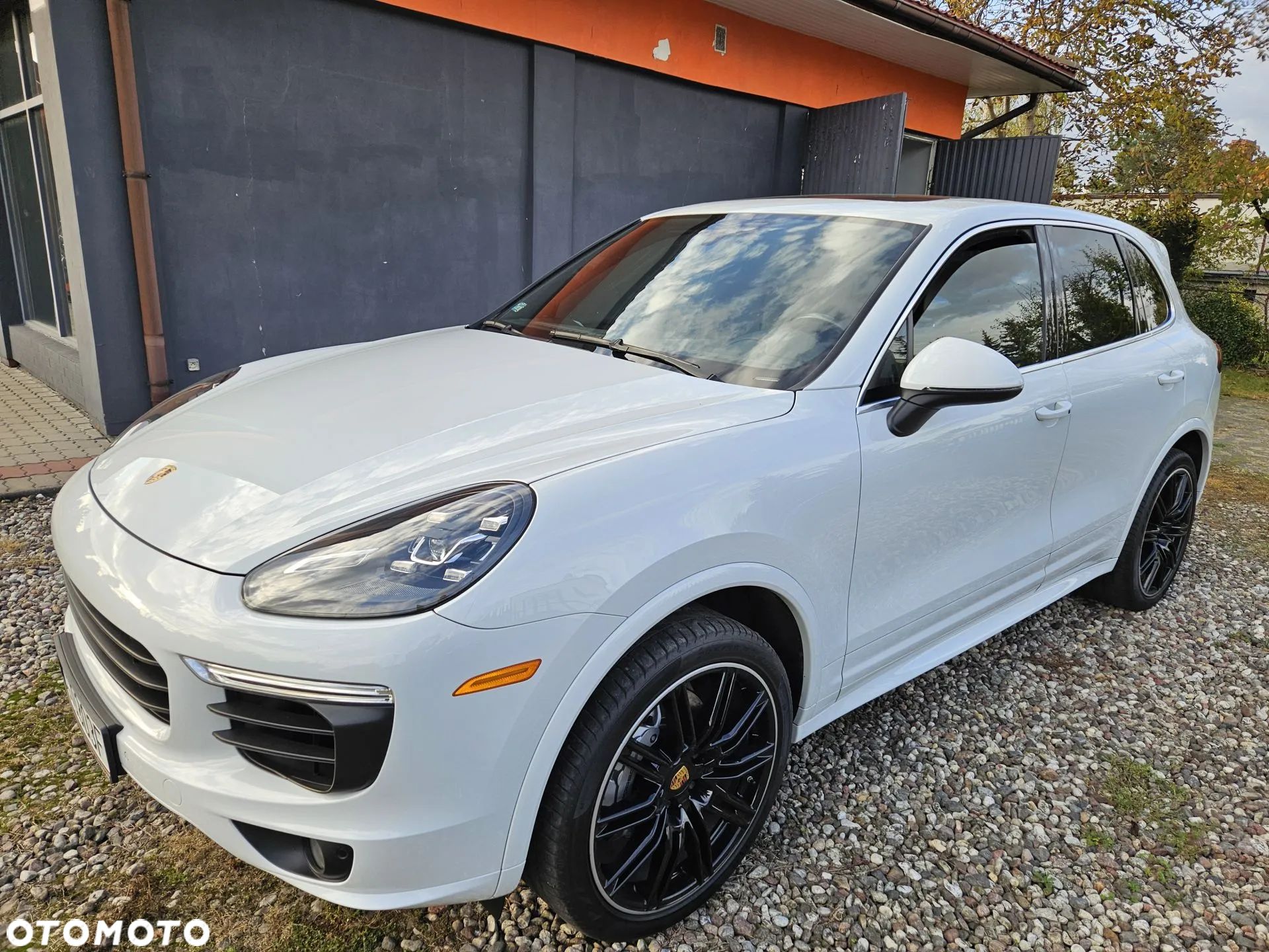 Porsche Cayenne S - 1