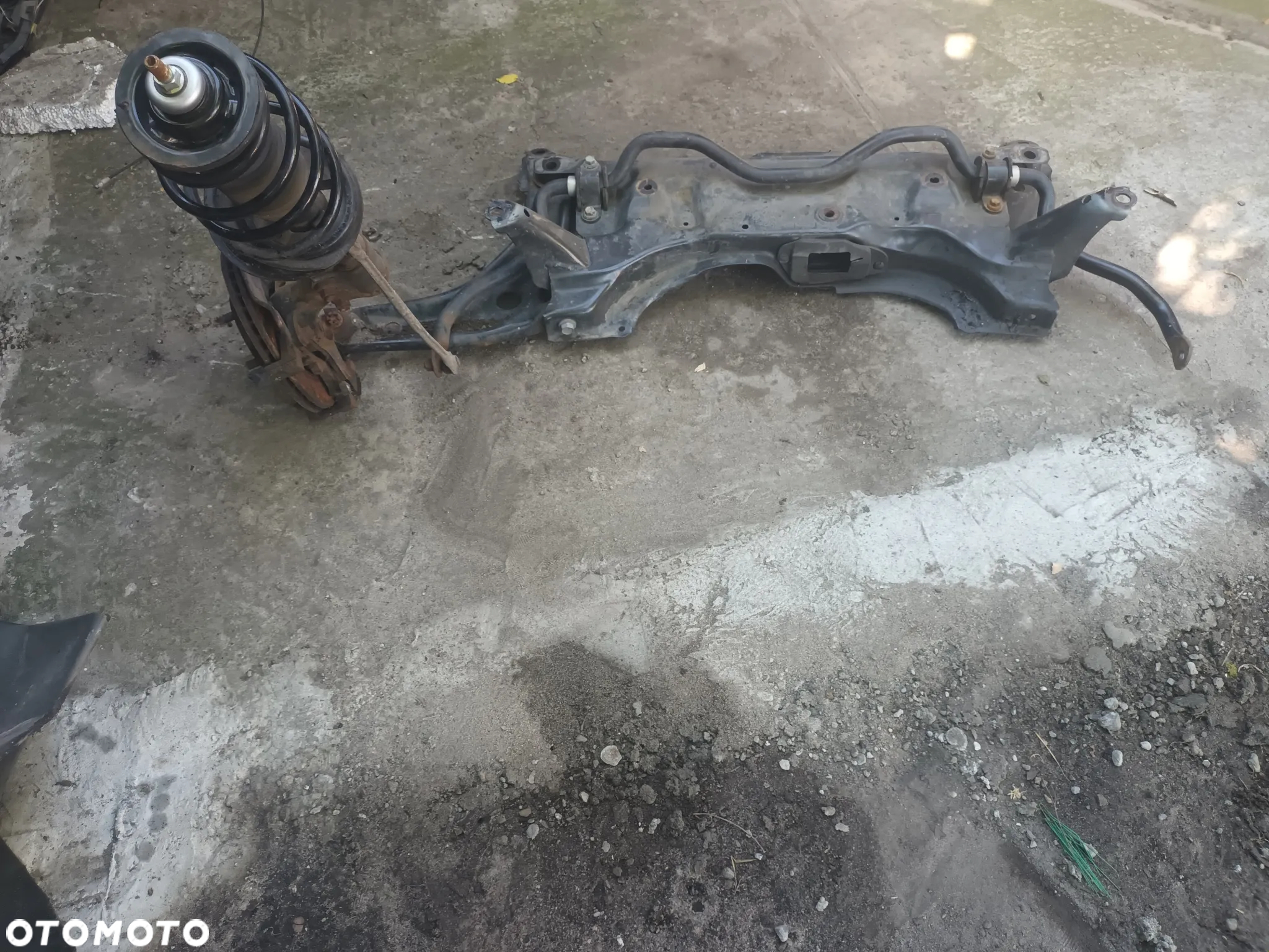 Witam do sprzedania kompletne zawieszenie Toyota Yaris 3  rok 2020 - 3
