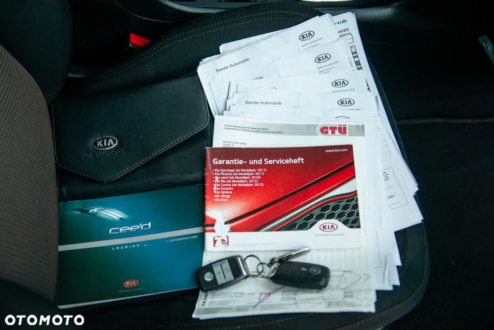 Kia Ceed 1.6 GDI ISG Platinum Edition - 40