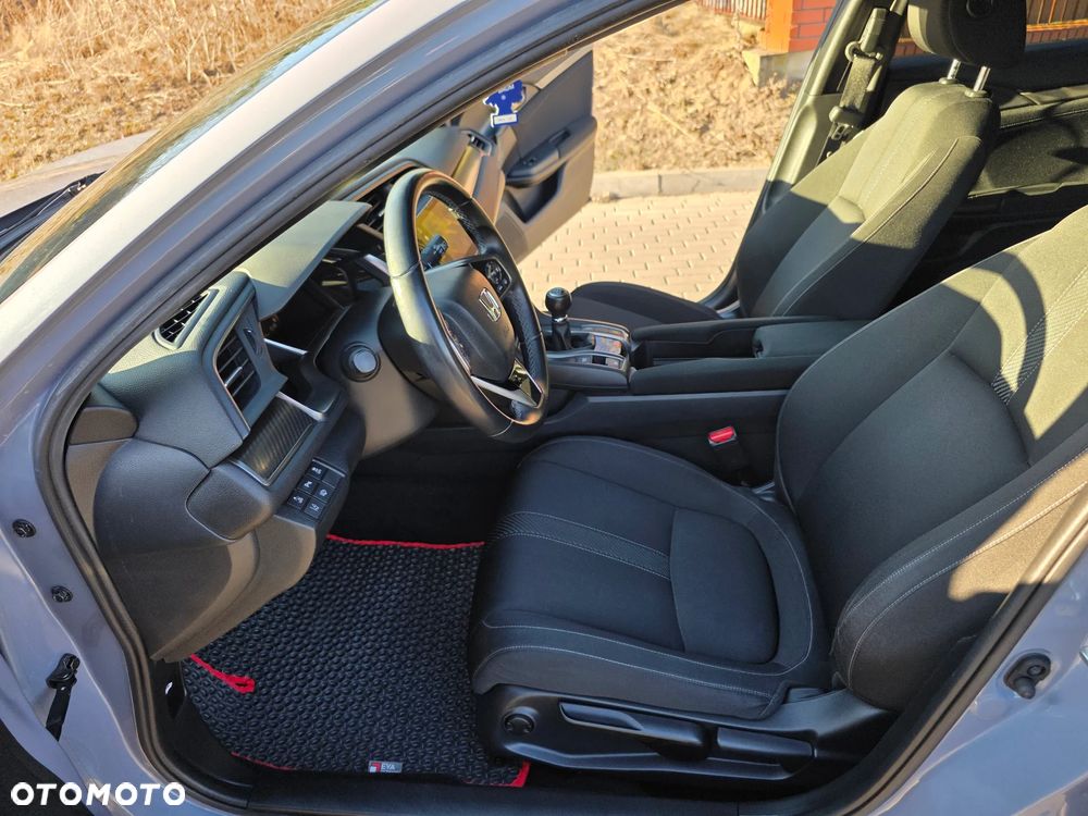 Honda Civic 1.5 T Sport (Navi) - 37