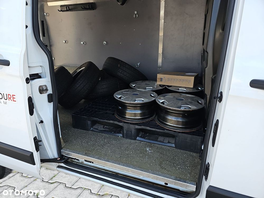 Ford Transit - 25