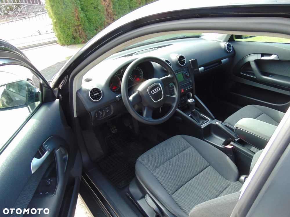 Audi A3 3-drzwiowe 1.9 TDI DPF Ambition - 10