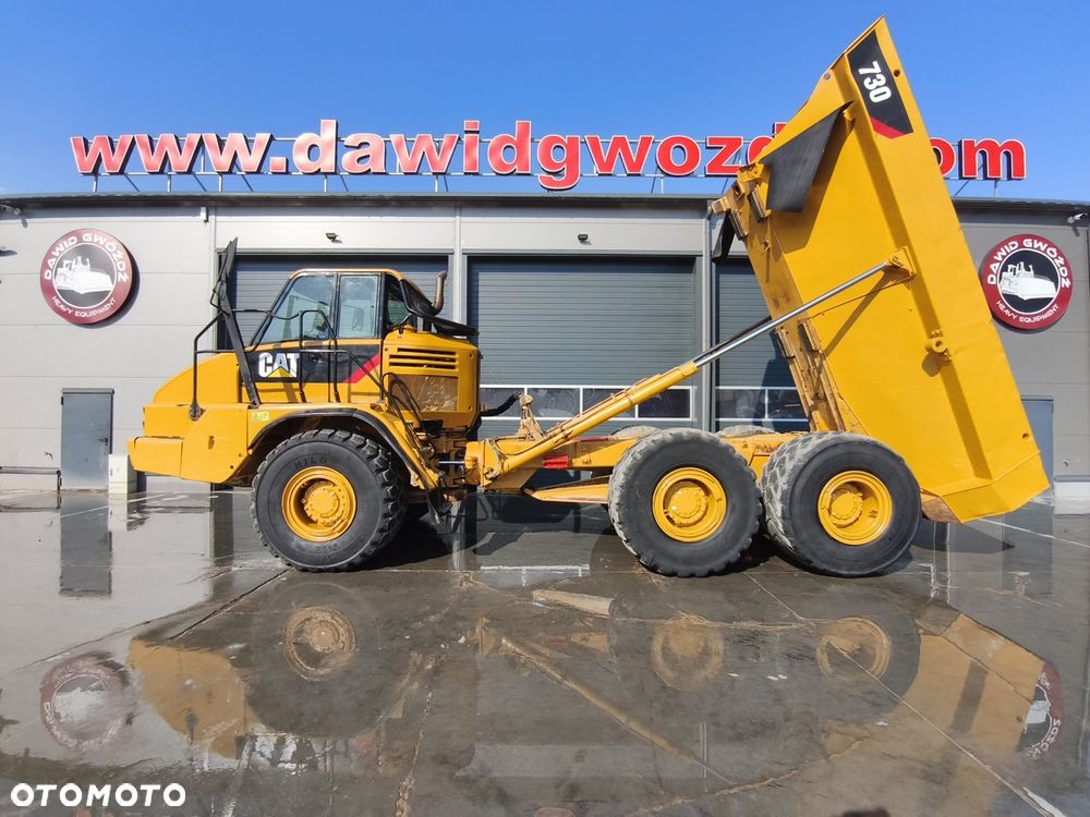 Caterpillar 730 - 2