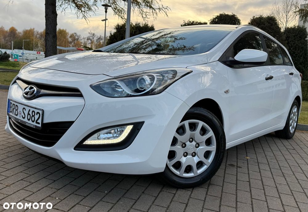 Hyundai i30 Fifa World Cup Edition - 14