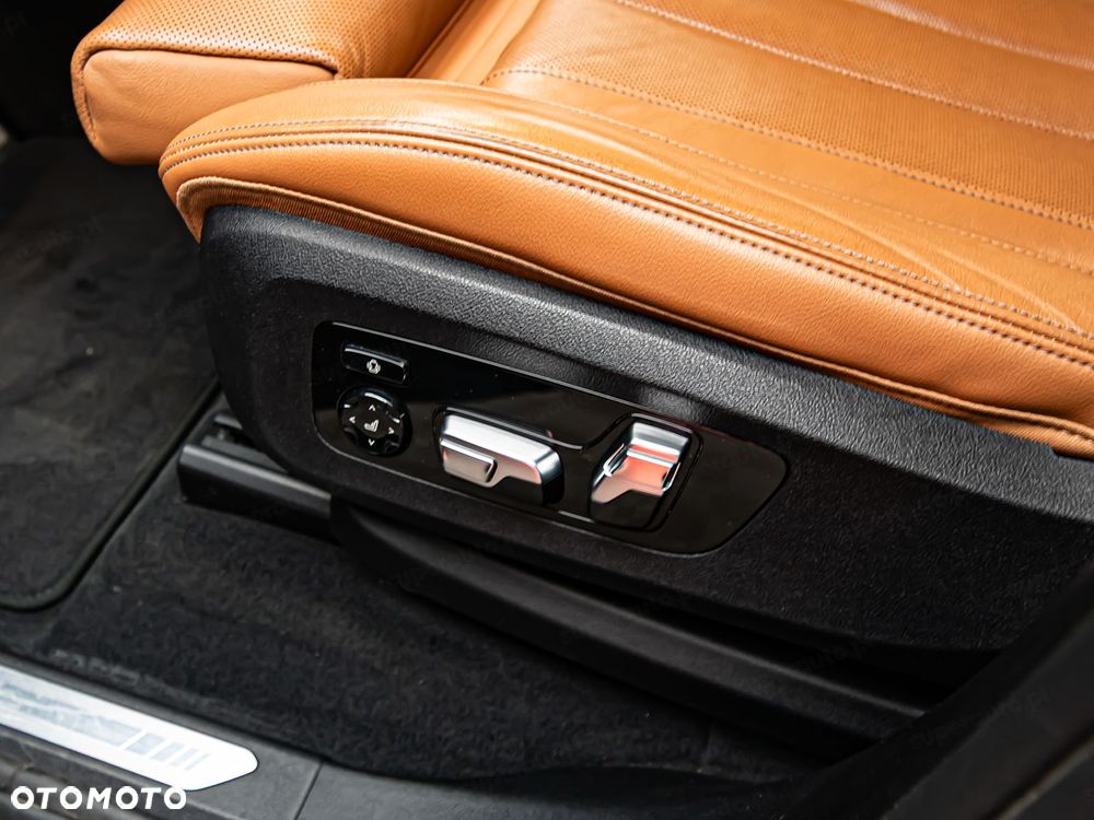 BMW X5 xDrive30d - 8