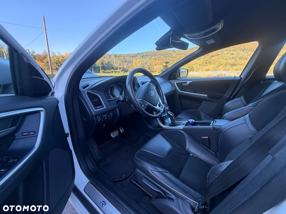 Volvo XC 60 D4 Geartronic Momentum - 23
