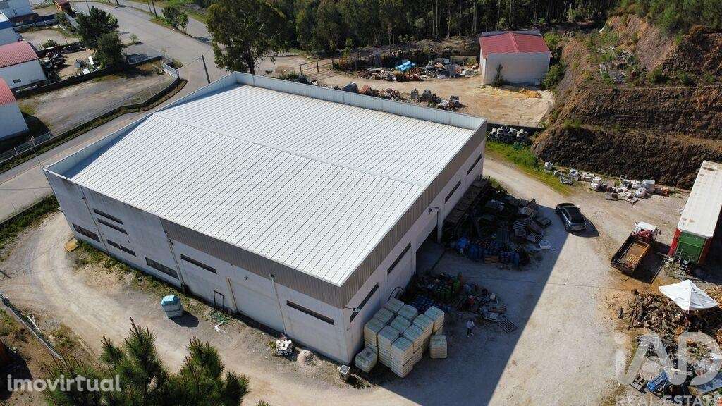 Loja / Estabelecimento Comercial em Alvares de 1332,00 m2 - Grande imagem: 4/30