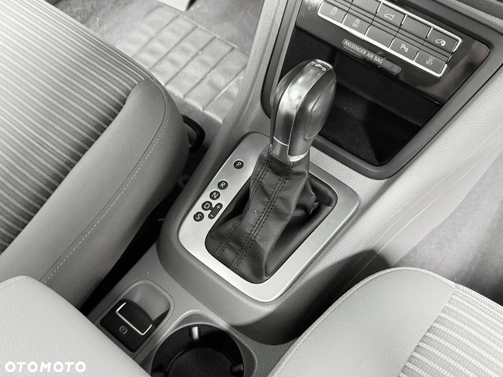 Seat Alhambra 2.0 TDI Ecomotive DSG Style Viva - 32