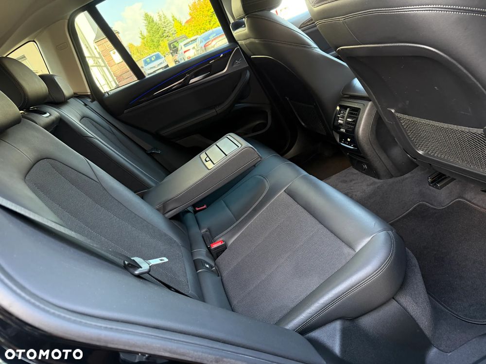 BMW X3 xDrive20i GPF xLine - 34