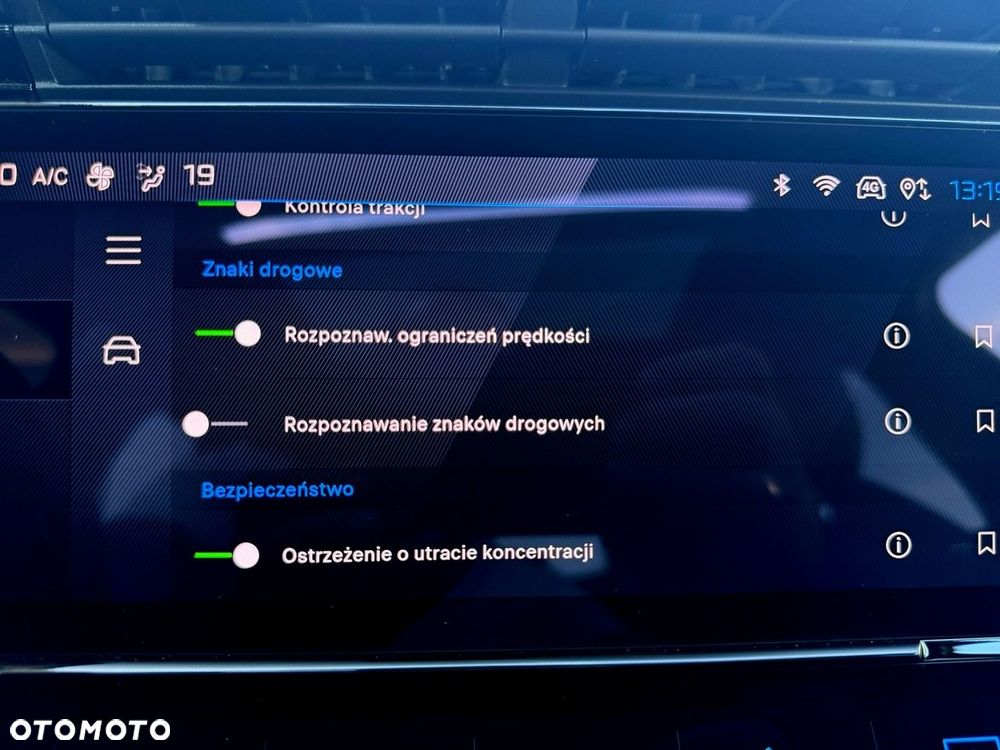 Peugeot 408 - 39