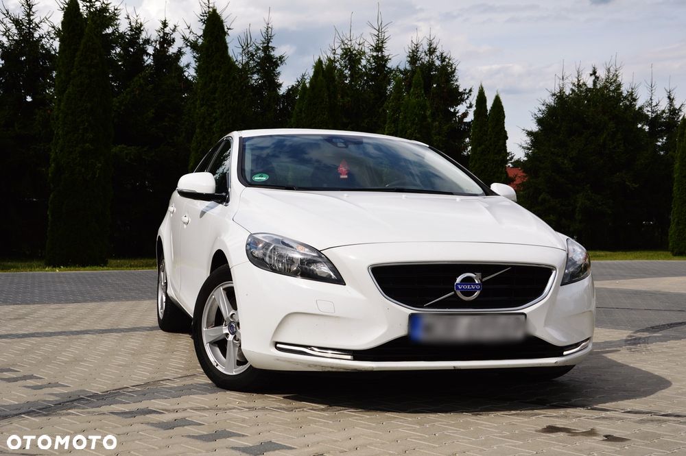 Volvo V40 D4 Summum - 1