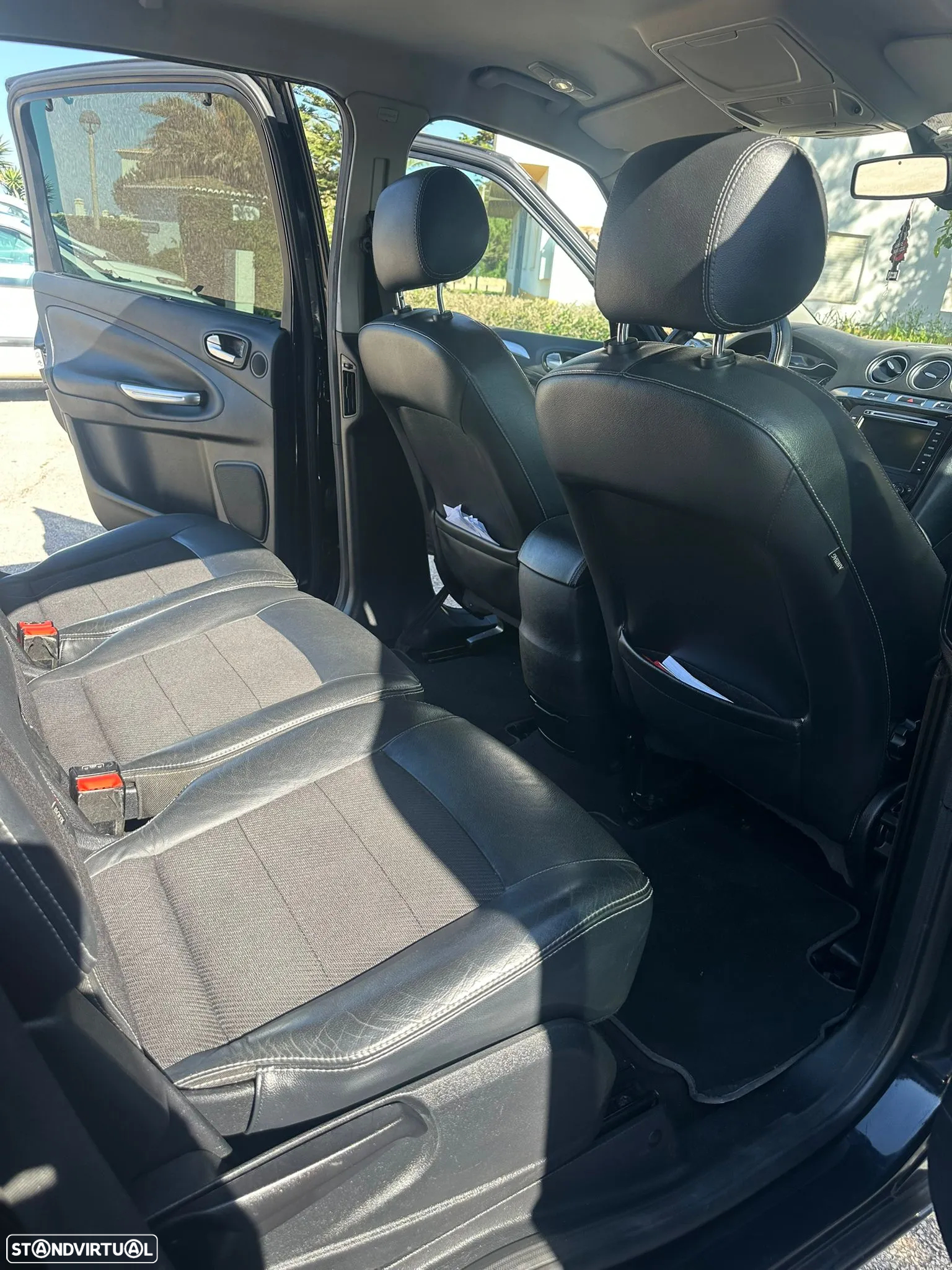 Ford S-Max 2.0 TDCi Titanium 7L - 8