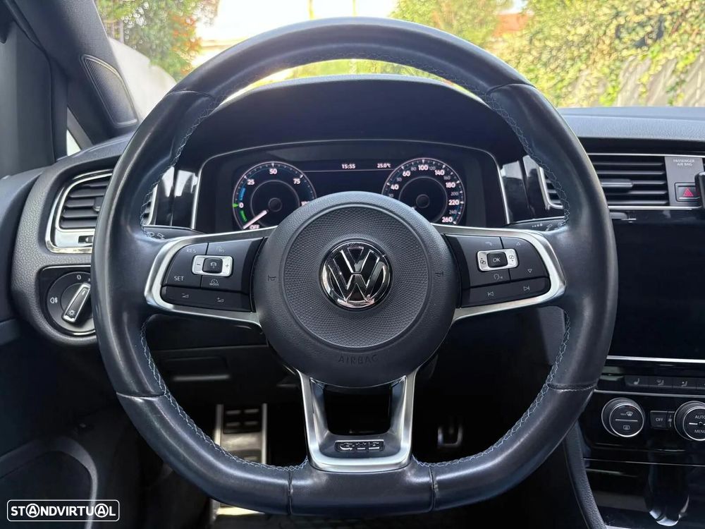 VW Golf 1.4 GTE Plug-in - 39