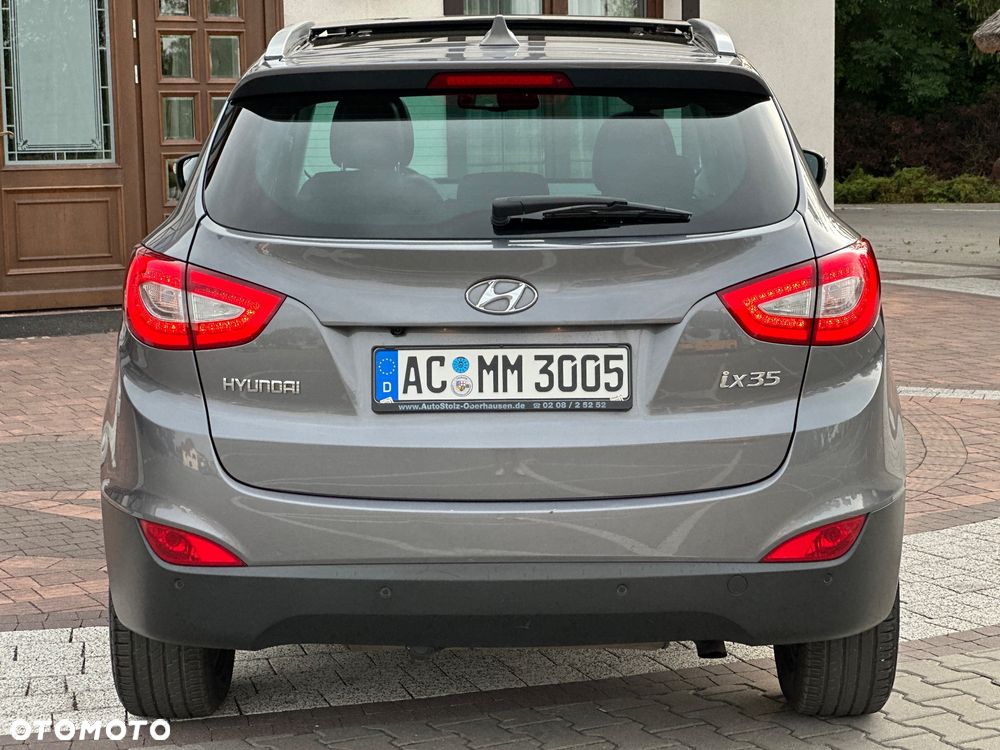Hyundai ix35 1.6 2WD Fifa World Cup Edition - 15