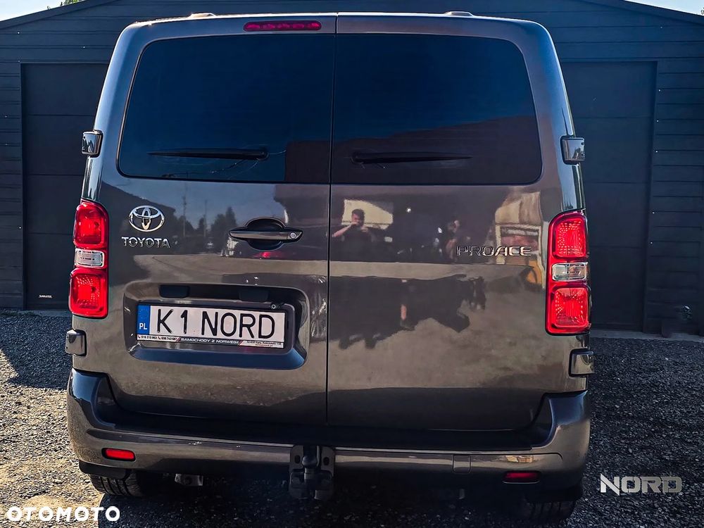 Toyota Proace Compact Active - 8
