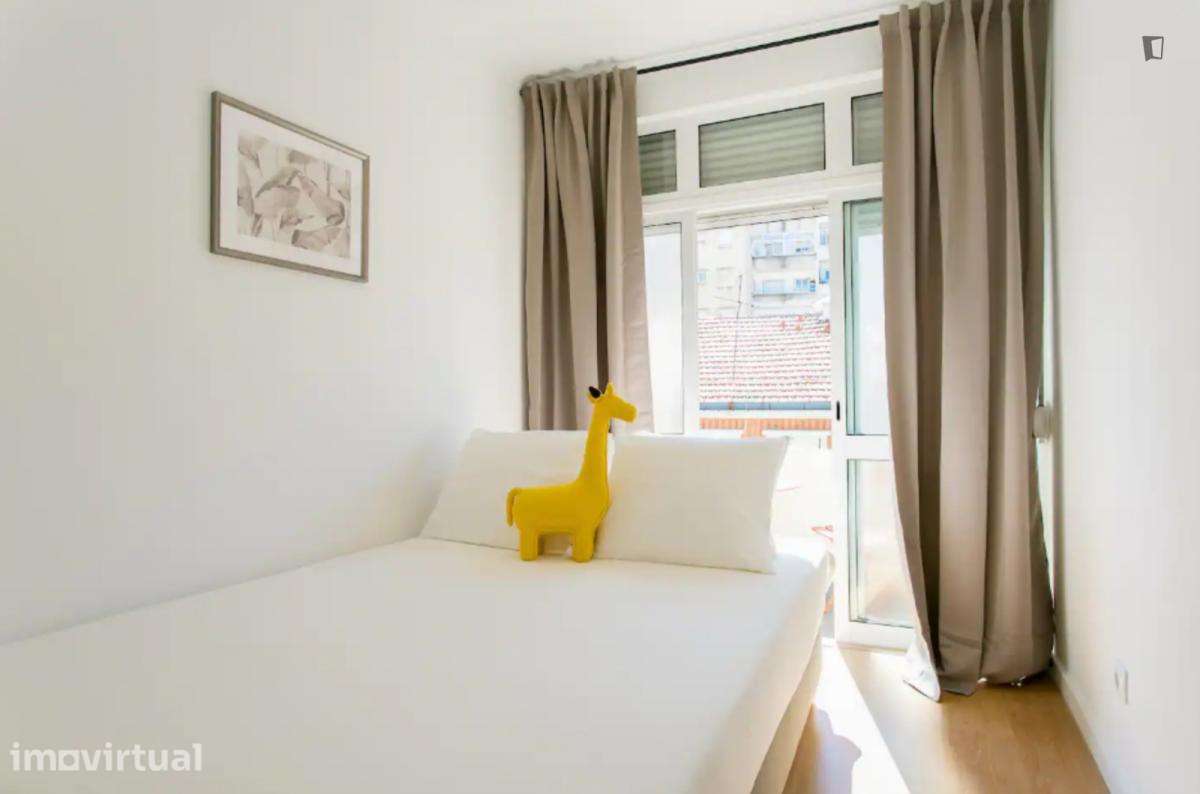 Apartamento com 1 quartos - localizado em Arroios Lisbon - Grande imagem: 2/13