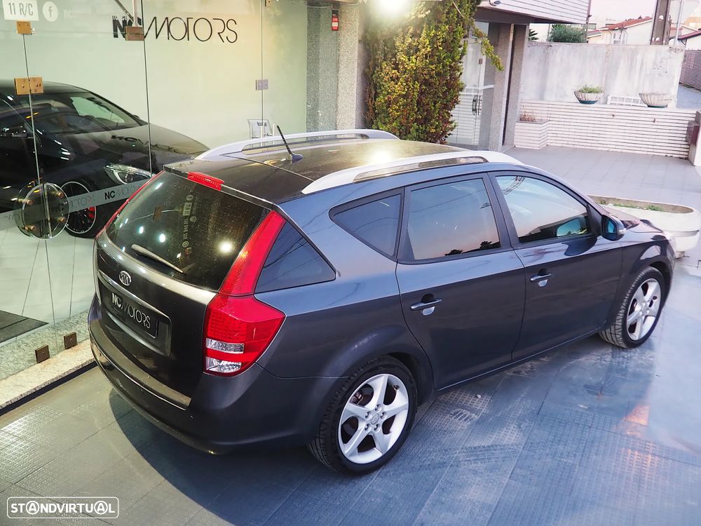 Kia Ceed SW - 8