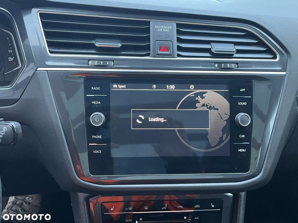 Volkswagen Tiguan - 10