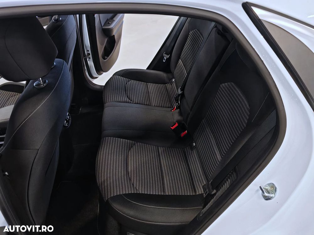 Kia XCeed 1.6 GDI 6DCT PHEV Vision - 17