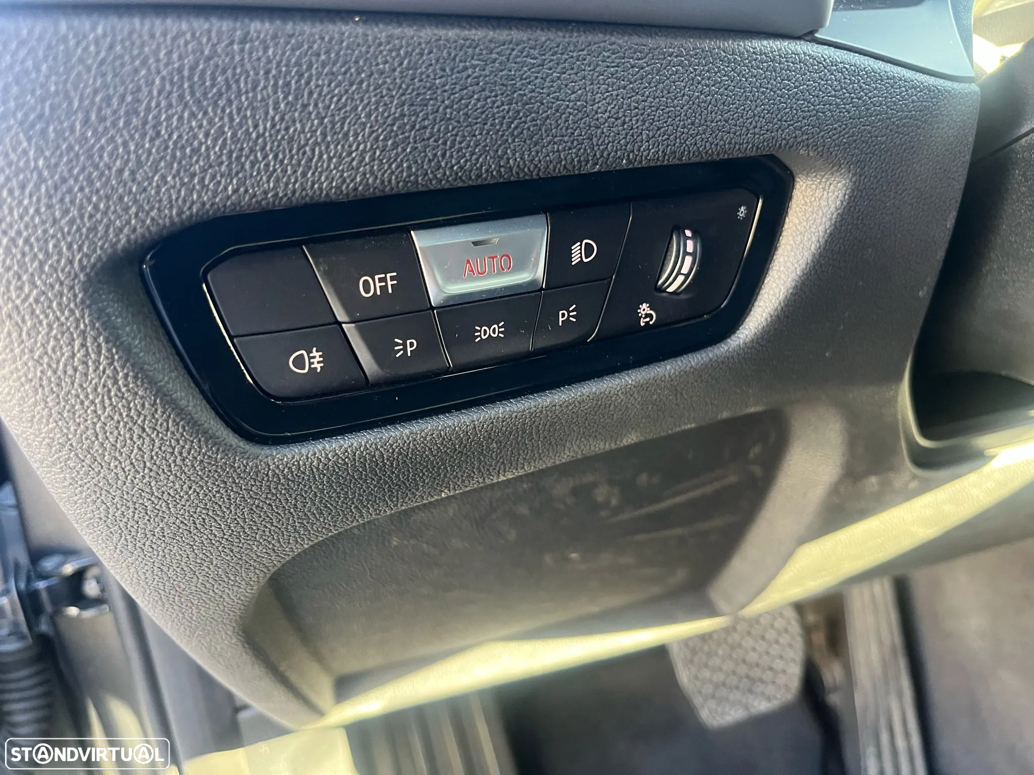 BMW 318 d Touring Auto - 18
