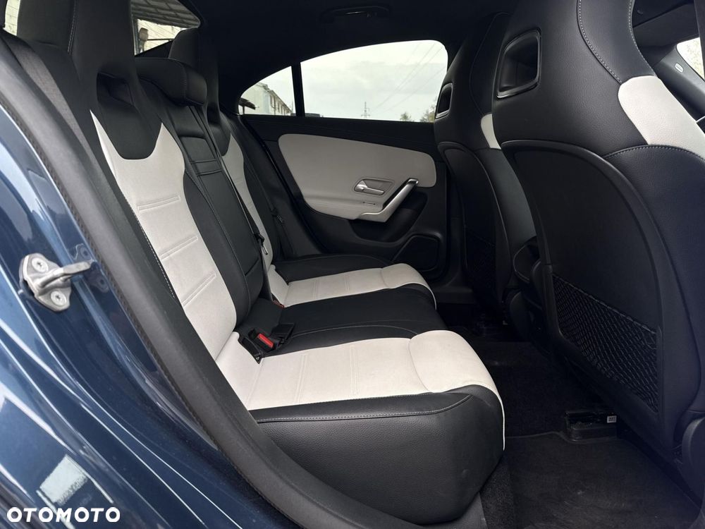 Mercedes-Benz CLA - 19