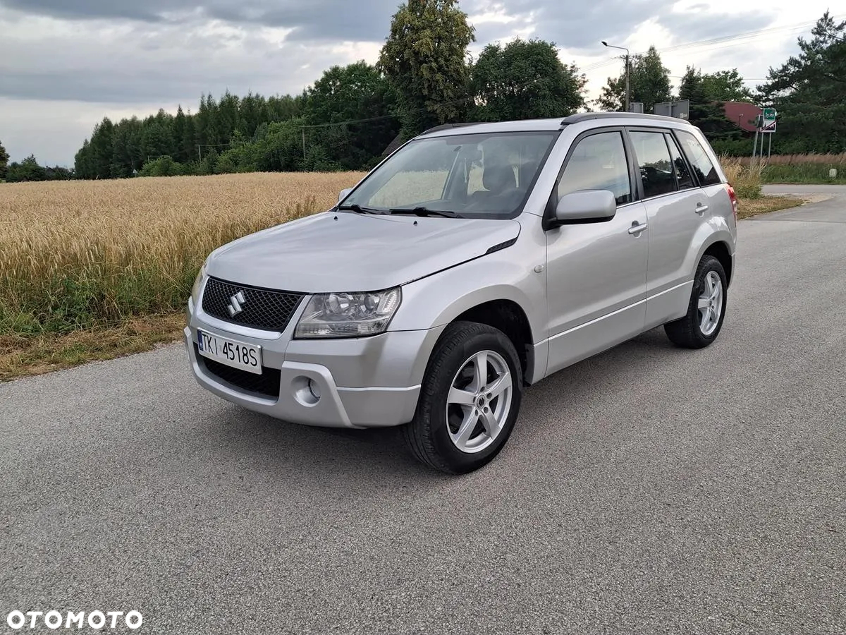 Suzuki Grand Vitara 2.0 Comfort + - 4