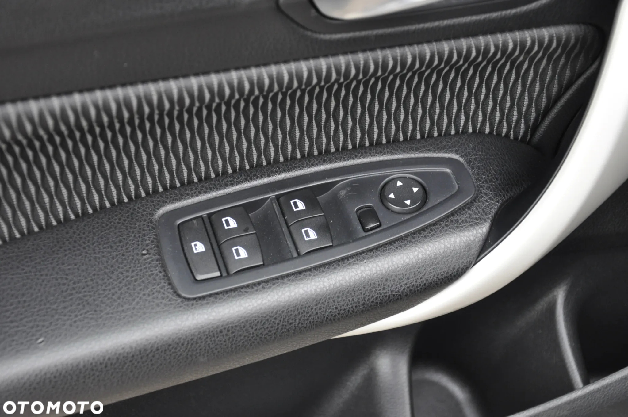 BMW Seria 1 116i Advantage - 10
