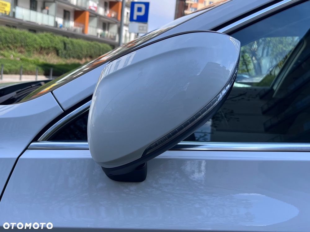 Volkswagen Passat 2.0 TSI Business DSG - 7