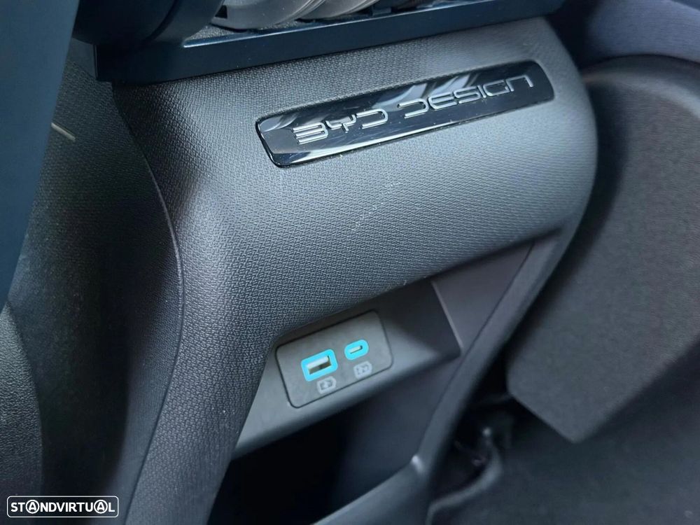 BYD Atto 3 60.48 kWh Design - 42
